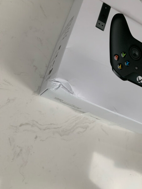 微软Xbox无线控制器磨砂黑+Win10适用的无线适配器你们无线适配器会断连吗？