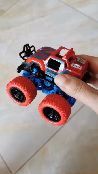 集思儿童玩具车惯性越野四驱车男孩2-6岁汽车模型仿真车模结实吗，轮子会不会爱掉？