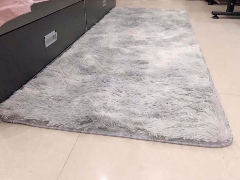 地毯已庚地毯卧室只选对的不选贵的,应该怎么样选择？