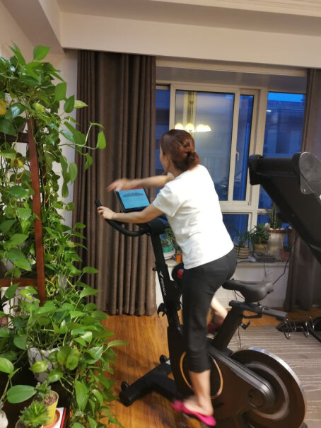 动感单车麦瑞克Merach磁控动感单车智能健身车家用运动健身器材评测怎么样！质量真的差吗？