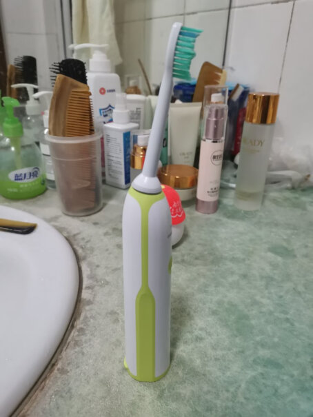 飞利浦PHILIPS电动牙刷牙刷头接口地方容易发霉吗？