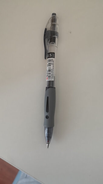 晨光M&G文具GP1008这款是水笔吗，可以用作公务员考试用吗？