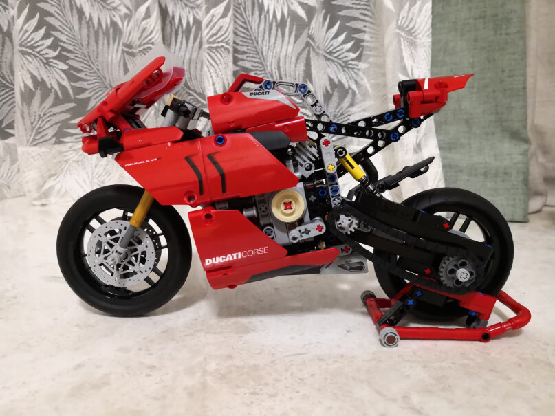 乐高LEGO积木机械组Technic十五六岁玩会不会幼稚？