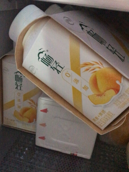 伊利畅轻低温酸奶燕麦黄桃风味发酵乳 250g*4一箱有多少支？