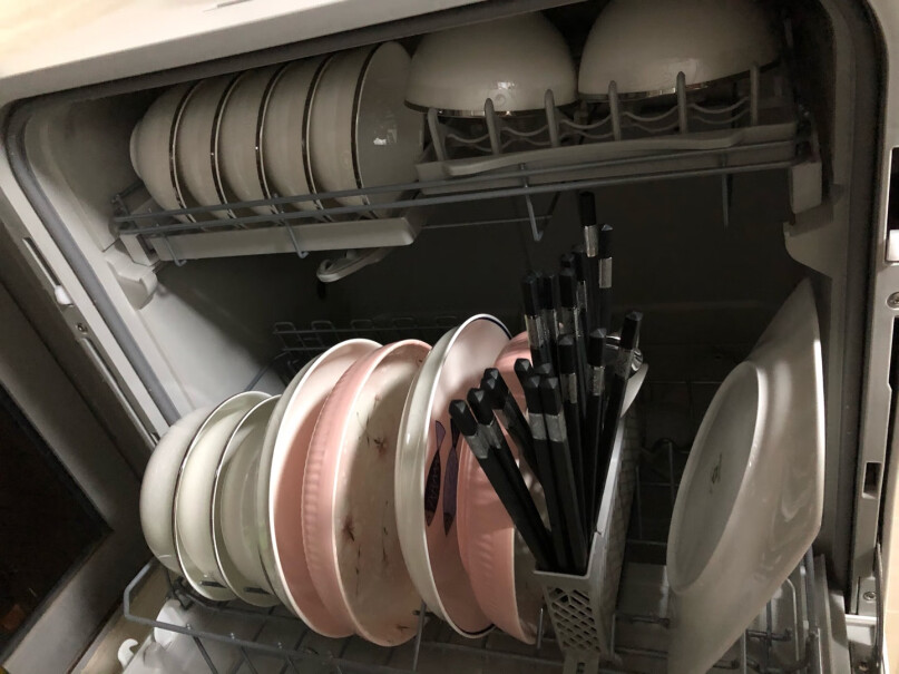 松下自动洗碗机家用台式松下洗碗机免费安装有没有六一八买的呀，那个时候大概多少哇？_(：з」&ang;)_
