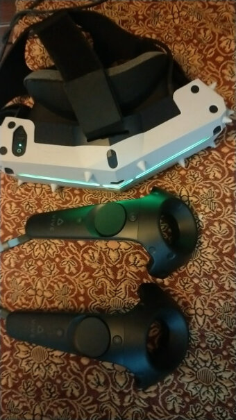VR眼镜PiMAX 8K+ VR头盔可以入手吗？3分钟告诉你到底有没有必要买！