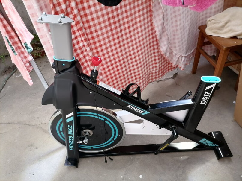 蓝堡动感单车家用健身器材室内脚踏车运动健身车D517噪音大吗？
