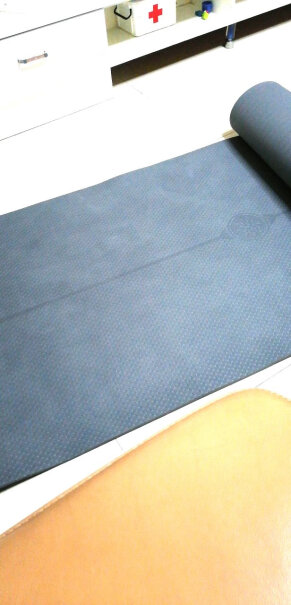奥义瑜伽垫TPE环保183*80cm加宽中位线健身垫这个用来垫到跑步机下面效果怎么样啊？