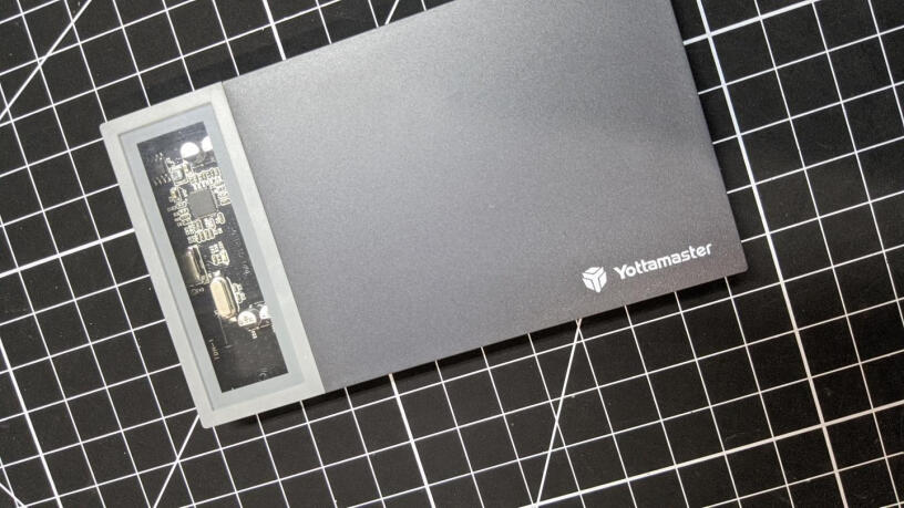 硬盘盒Yottamaster 2.5英寸硬盘盒DF2-C33分钟告诉你到底有没有必要买！质量好吗？