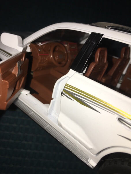 驰誉儿童玩具汽车合金玩具车男孩汽车模型买了大概要多长时回？