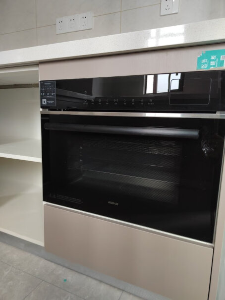 烤箱一体机蒸箱嵌入式三合一家用多功能老板这个可以安装在橱柜里面吗？