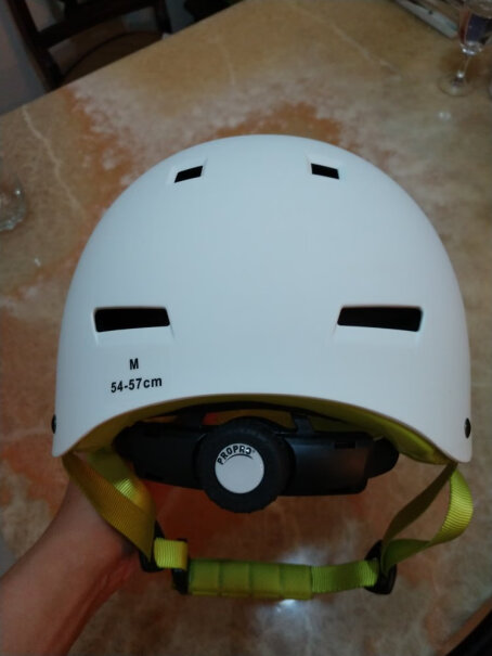 轮滑护具PROPRO骑车安全帽入手评测到底要不要买！来看看买家说法？