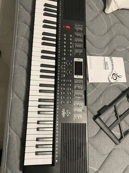莫森mosenBD-668R倾城红便携式61键多功能电子琴大人可以用吗？