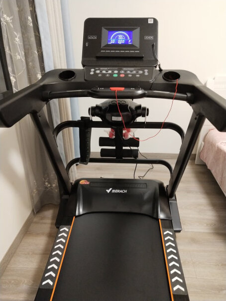 麦瑞克Merach跑步机家用商用静音折叠运动健身器材能承受多大重量？