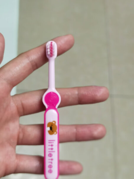 小树苗儿童牙刷一岁半小孩可以用吗？