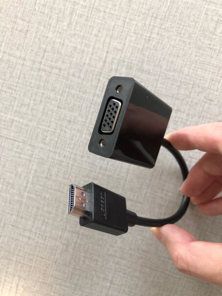 绿联HDMI转VGA适配器黑色连了投影没声音？