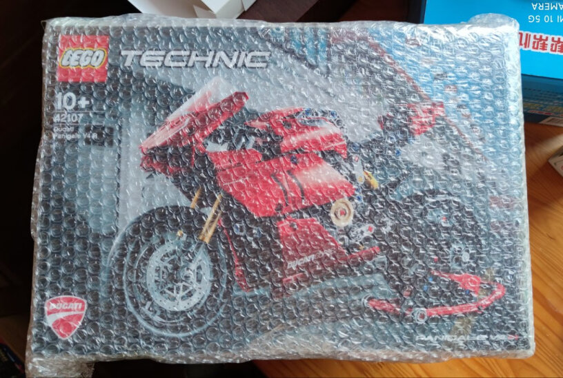 乐高LEGO积木机械组Technic零件上有logo吗？