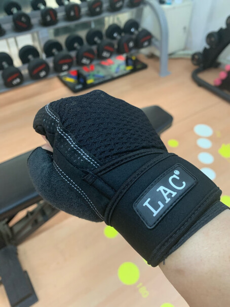 健身手套LAC健身手套器械训练怎么样入手更具性价比！质量好吗？