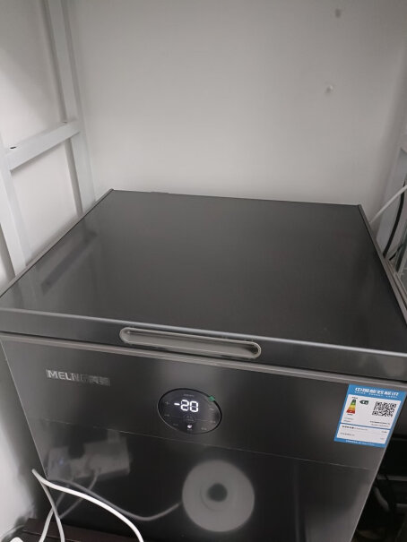美菱100升顶开门BC/BD-100DT小冷柜请问大家通电之前是否打开一段时间去异味？