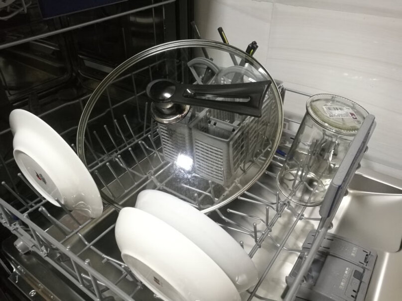 西门子大容量家用全自动智能洗锅噪音大吗？我家装好用起来声音好大，有点像洗衣机的声音，正常吗？