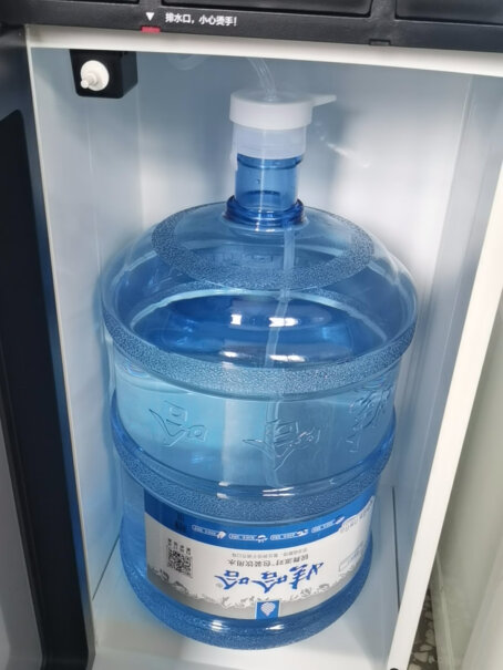 美的饮水机家用办公立式下置式温热型YR1611S-X可以放桶在上面冯？