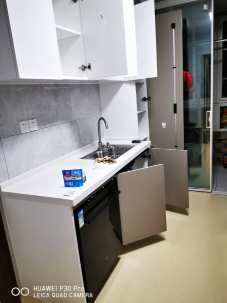 家用洗碗机嵌入式一级水效厨房比较小可以用吗？