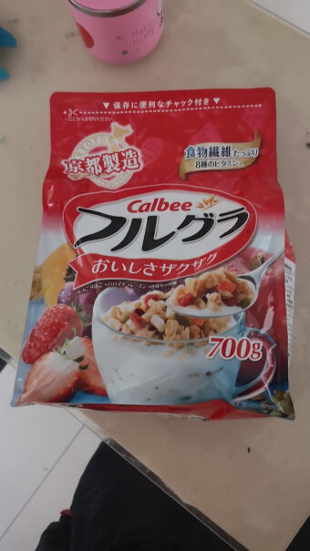 日本进口 Calbee(卡乐比) 富果乐 水果麦片700g是不是高脂肪高热量食品，同事说放了糖，是油炸的？