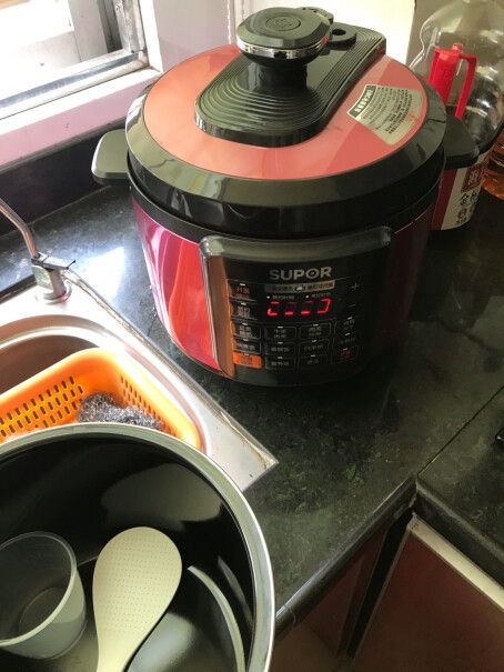 苏泊尔电压力锅一锅双胆这款锅质量怎么样，煮饭会不会粘锅，性价比高吗？