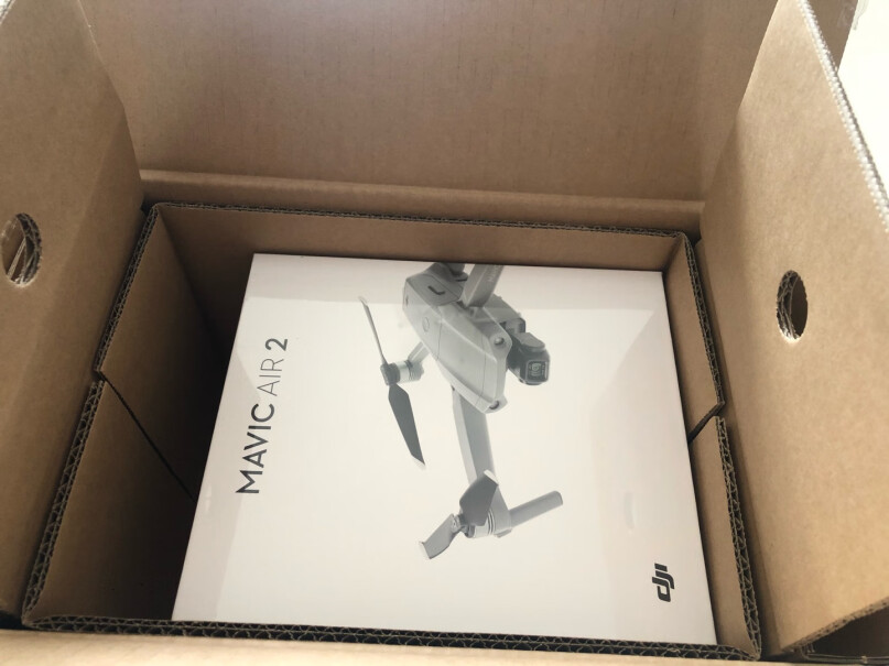 DJI 御 Mavic Air 2 无人机有跟拍功能吗？