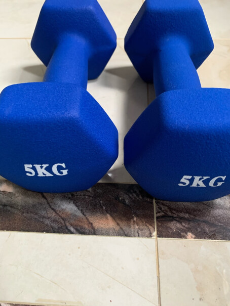 诚悦运动健身器材磨砂浸塑哑铃10公斤CY-102蓝色兄弟们，咱们在练习这个之前要如何坐做热身运动？你们都是什么习惯，分享一下吧，谢谢？