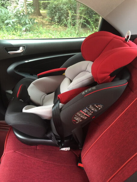 安默凯尔宝宝汽车儿童安全座椅isofix硬接口有胶味道吗？