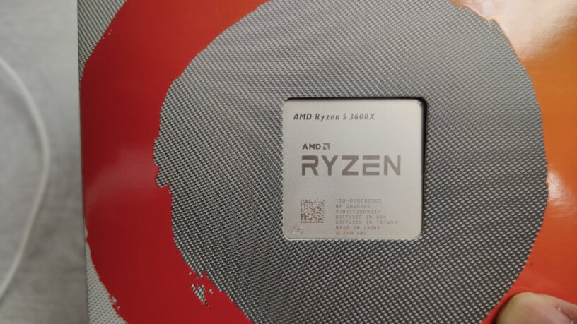 AMD 锐龙5 3600X CPU有谁关注3600X的温度了吗？我这怎么温度压不住啊？