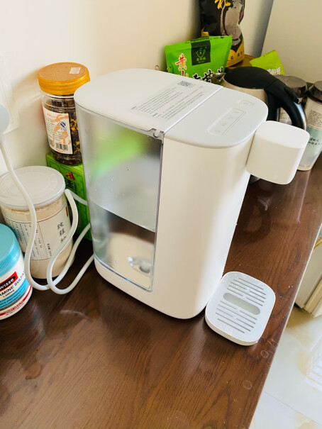 小米有品心想即热饮水机第一次用怎么洗水箱呀？