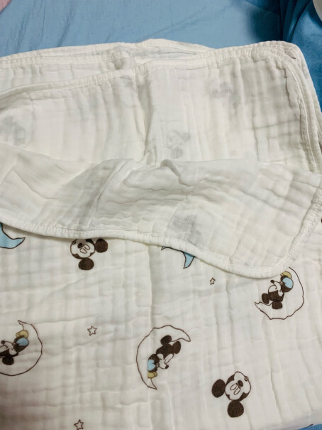 迪士尼宝宝6层纯棉婴儿纱布浴巾是不是很柔软？