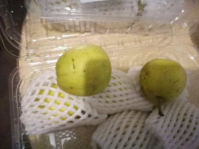 新疆库尔勒香梨6粒单果80-100g以上甜吗好吃吗？