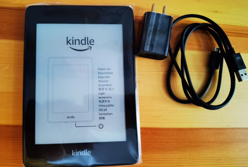电纸书KINDLE Paperwhite 4代电纸书阅读器套装分析性价比质量怎么样！对比哪款性价比更高？