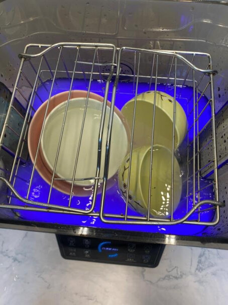 德国尊梵洗菜机果蔬清洗机家用多功能全自动去农残食材净化机用的是什么材质？