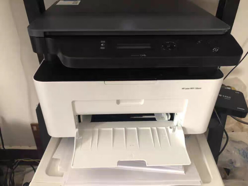 惠普136w锐系列黑白激光多功能一体机可以彩色打印吗？