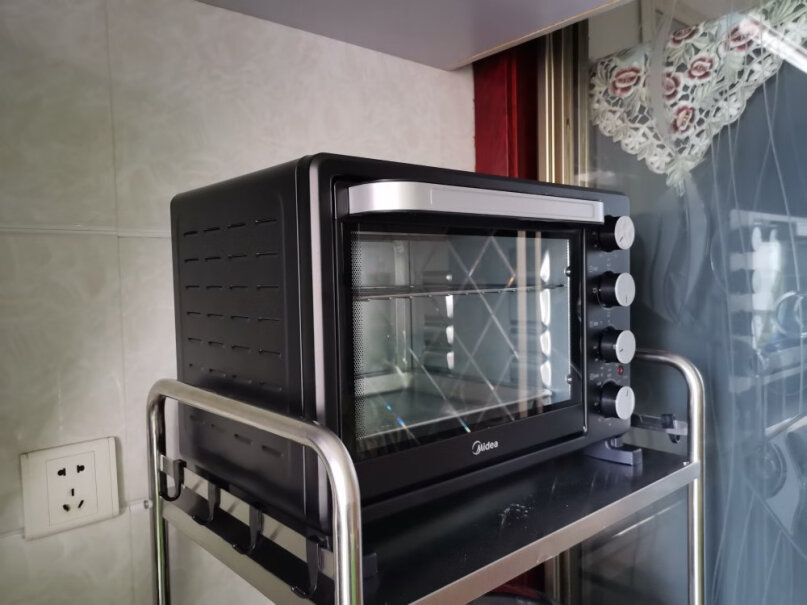 美的烤箱家用烘焙迷你小型电烤箱多功能台式蛋糕烤箱25L请问几根加热管呀？