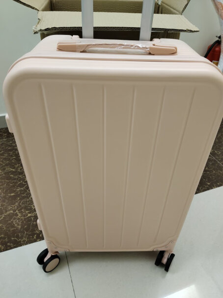 REDOO 行李箱 26英寸 牛油果绿怎么样？测评结果报告！