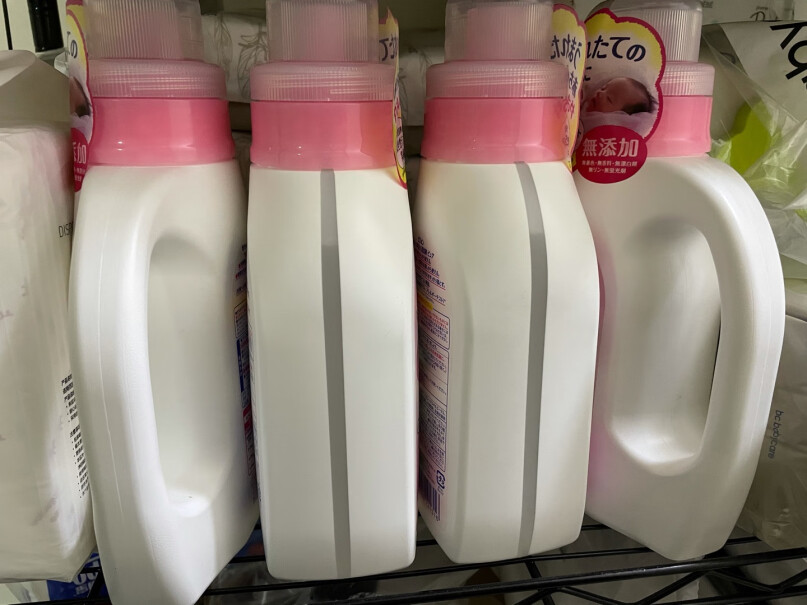 贝亲Pigeon宝宝婴儿儿童专用洗衣液为什么这款清洗剂那么稀，像水一样？