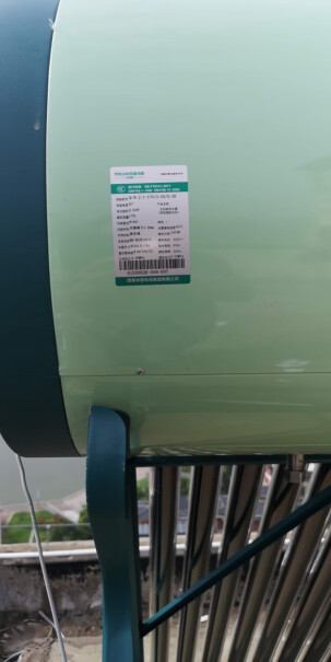 四季沐歌太阳能热水器家用高端全自动抗寒抗风这个太阳能需要储水桶吗？