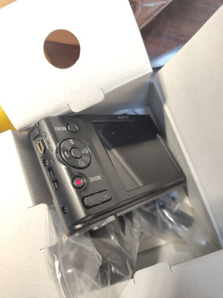 索尼DSC-W800数码相机数码相机数码相机这款相机用什么内存卡？