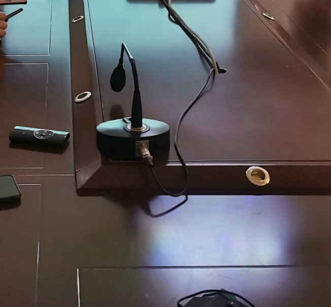 得胜MS-118台式会议麦克风有线会议鹅颈话筒是USB接口的吗？