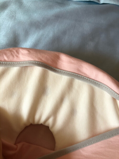 碧荷PHealthKids婴儿枕头宝宝6个月头偏了，能用这个调整吗？