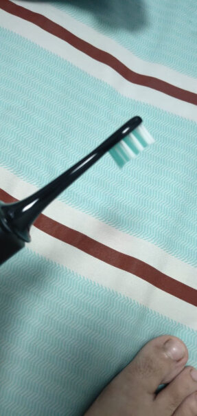 力博得电动牙刷成人声波震动力博得是电动牙刷还是手动牙刷？