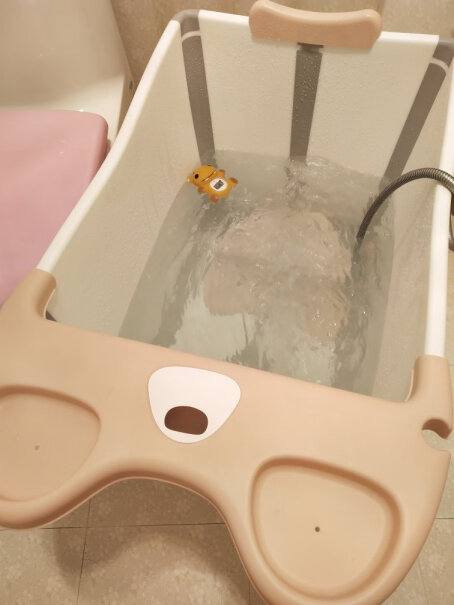 世纪宝贝儿童沐浴桶宝宝洗澡桶可以挂墙吗？