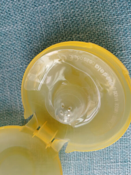 美德乐乳头护罩亲密接触型小号宝宝一开始用的奶瓶，现在用宝宝会吸吗？