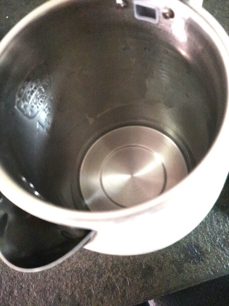 苏泊尔SUPOR电水壶烧水壶可以给黑色的吗？