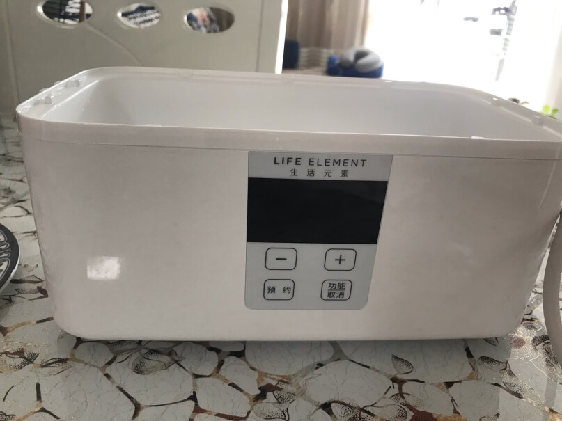 生活元素插电式电热饭盒便携式保温加热饭盒双层陶瓷内胆开盖蒸么？